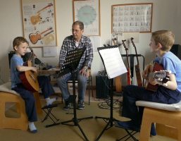 Group Guitar lessons